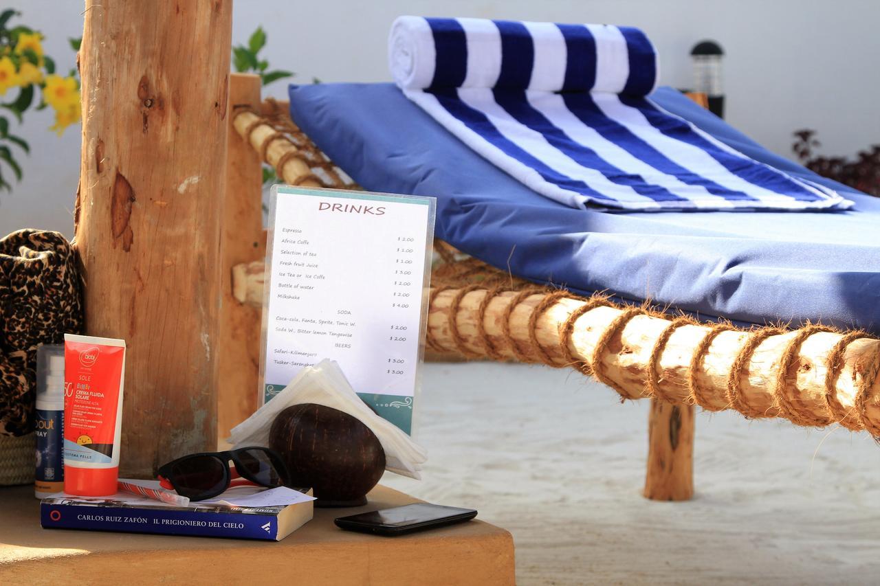 Kiganja Bed & Breakfast มาเทมวu ภายนอก รูปภาพ