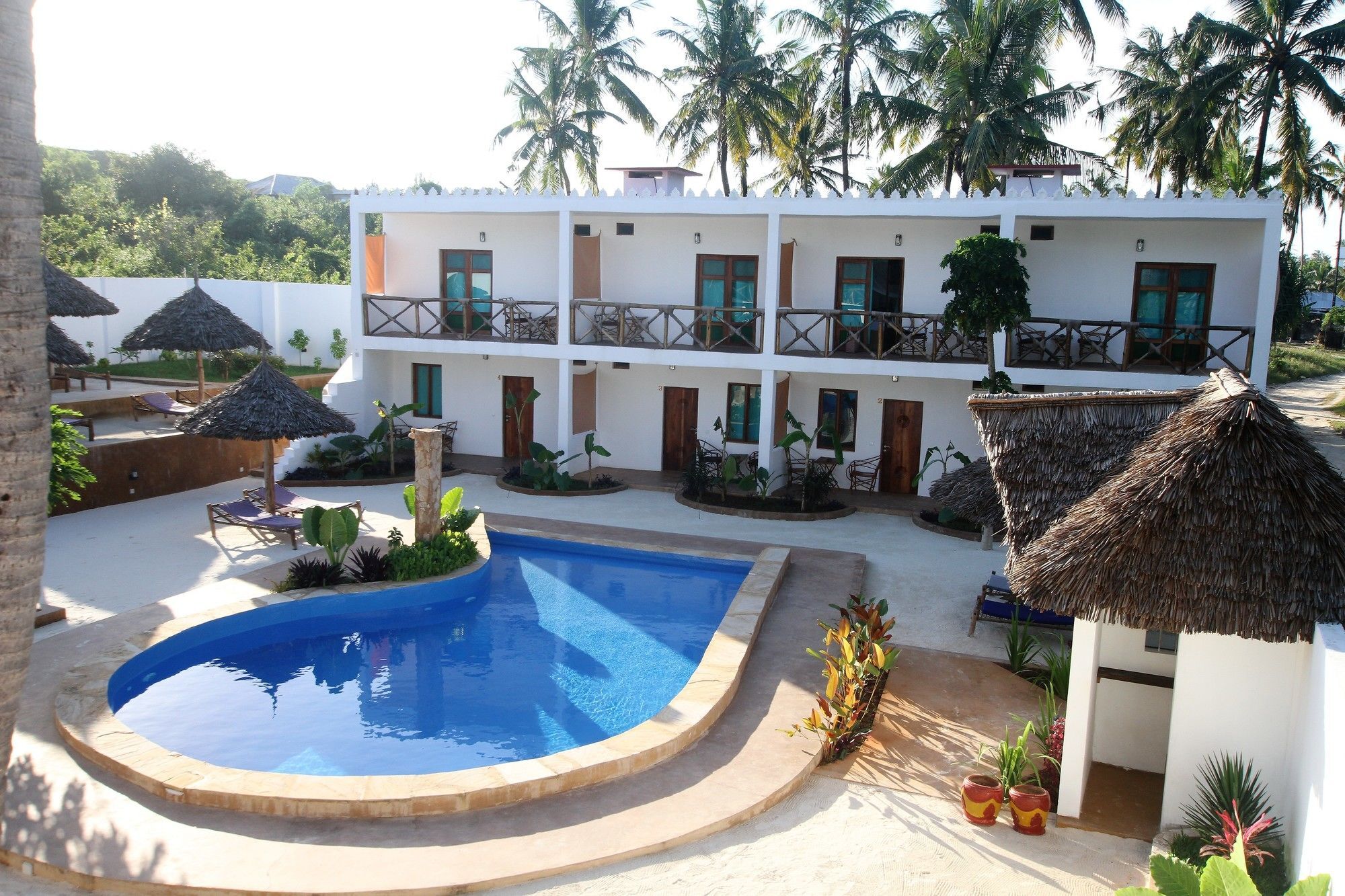 Kiganja Bed & Breakfast มาเทมวu ภายนอก รูปภาพ